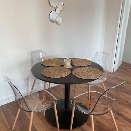 Bel Appartement Meyzieu Centre Proche Tramway Zewnętrze zdjęcie